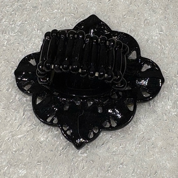 Gothic Black Ornate Rhinestone Statement Ring - Stretchy & Adjustable - Picture 6 of 14